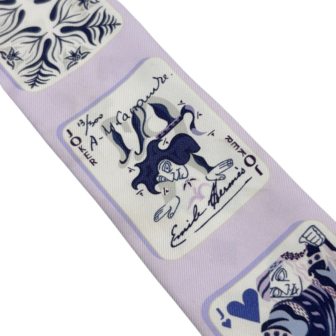 HERMES エルメス スカーフ ツイリー 『Jeu de Cartes(ジュドーカルト)』 シルク トランプ柄 パープル 2018春夏