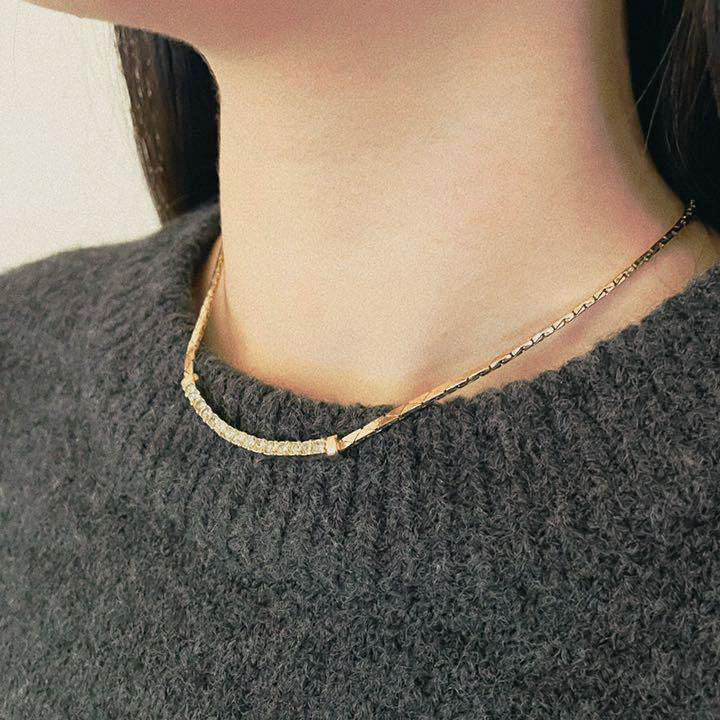 ◎正規品◎Dior ディオール クロス ネックレス ラインストーン DIOR ネックレスクリスチャンディオールラインストーン