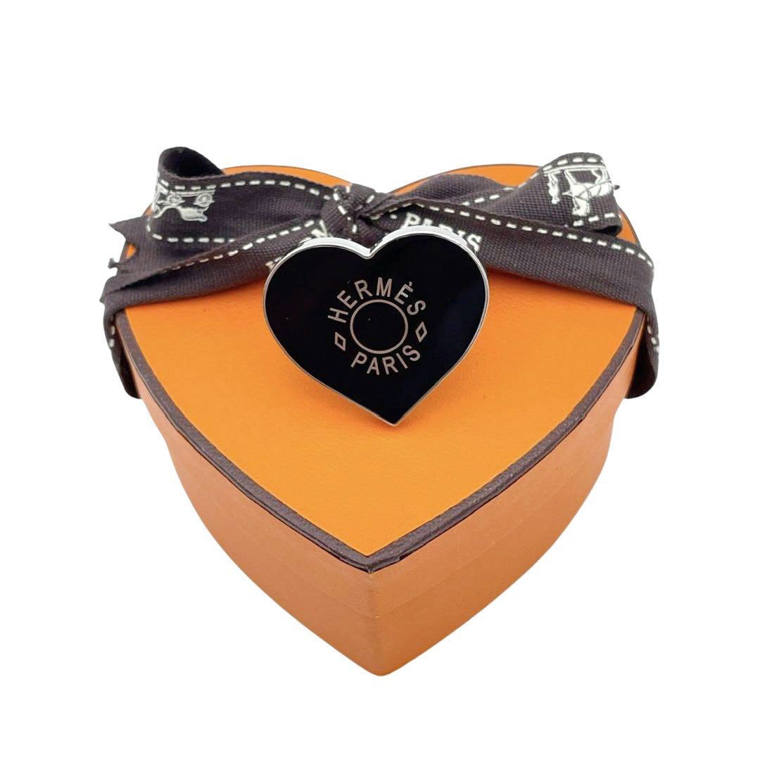 HERMES エルメス　スカーフリング　ハート　2020年　バレンタイン 20031303_2.jpg