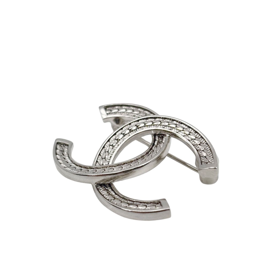 CHANEL シャネル ブローチ ココマーク チェーンモチーフ A24B シルバー