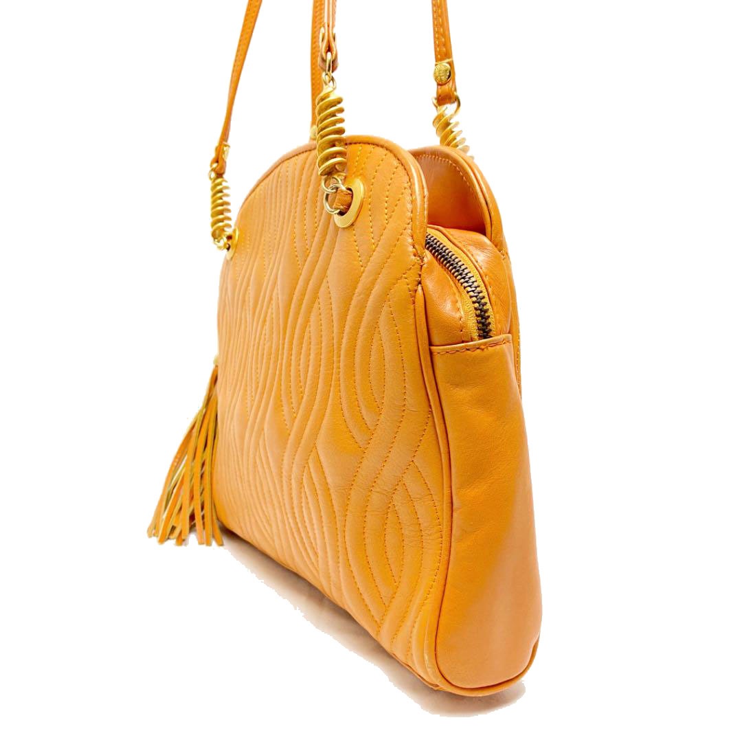 FENDI フェンディ ヴィンテージ ショルダーバッグ タッセルファスナー レザー イエロー系