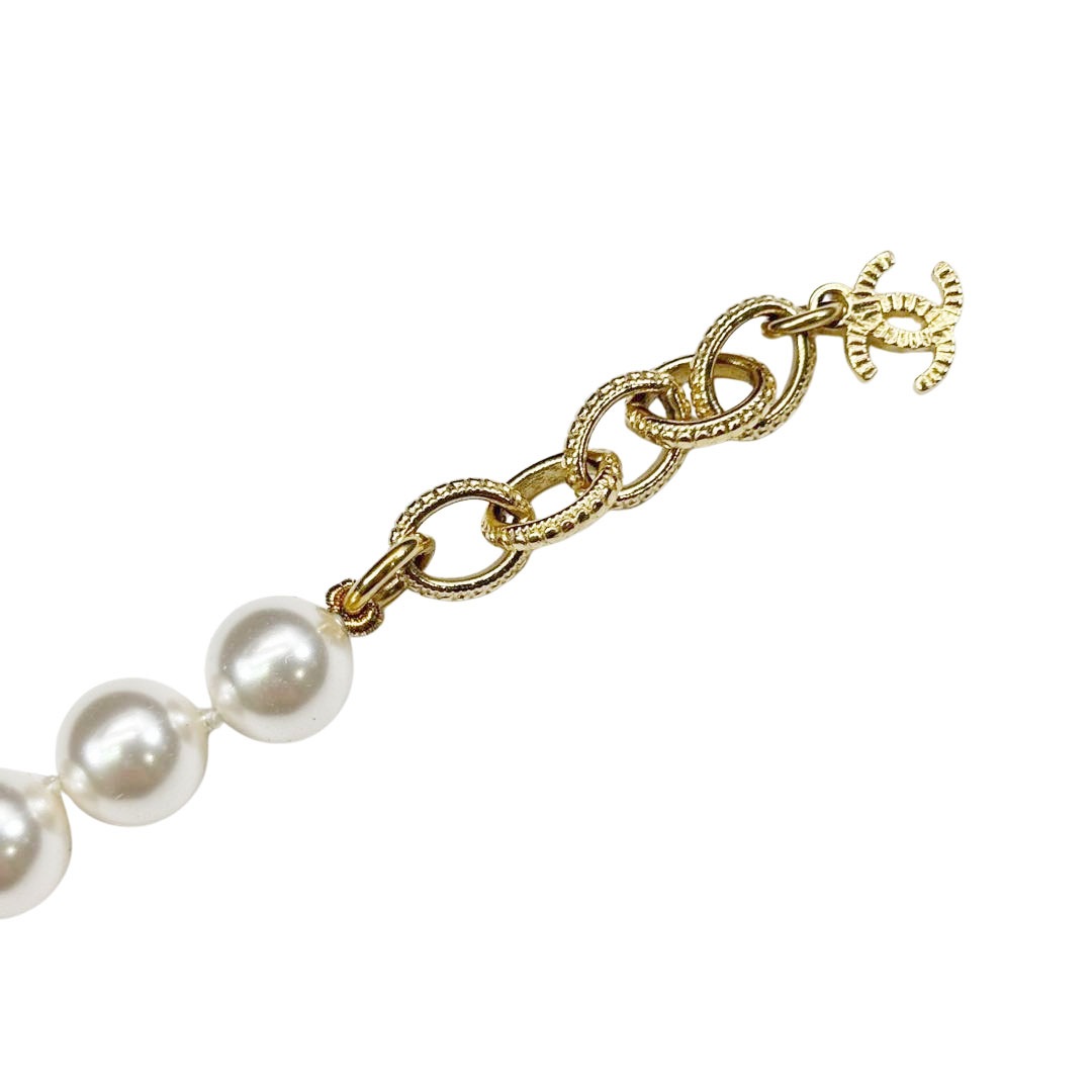 CHANEL シャネル ロングネックレス ココマーク A22A フェイクパール ラインストーン ホワイト/ゴールド金具