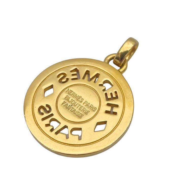 HERMES エルメス セリエ ペンダントトップ チャーム 型抜き ゴールド