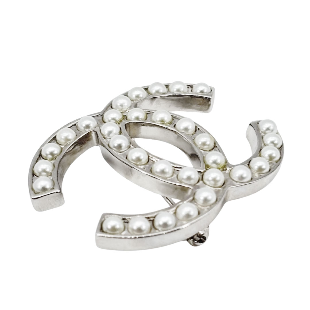 CHANEL シャネル ブローチ ココマーク フェイクパール D10V シルバー