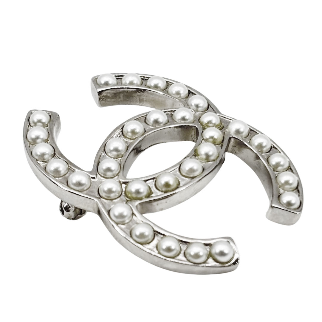 CHANEL シャネル ブローチ ココマーク フェイクパール D10V シルバー