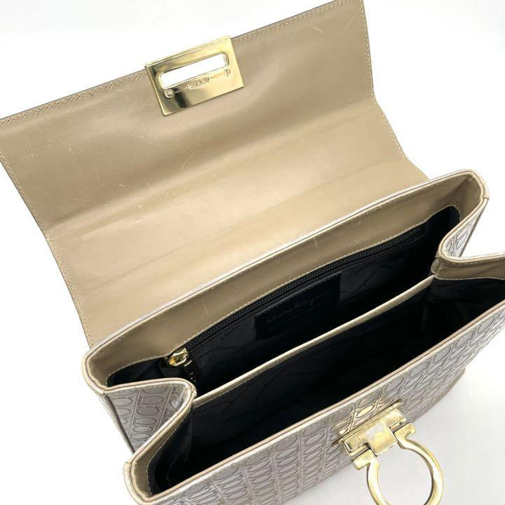 Salvatore Ferragamo サルヴァトーレフェラガモ ハンドバッグ ガンチーニ レザー グレー ゴールド金具