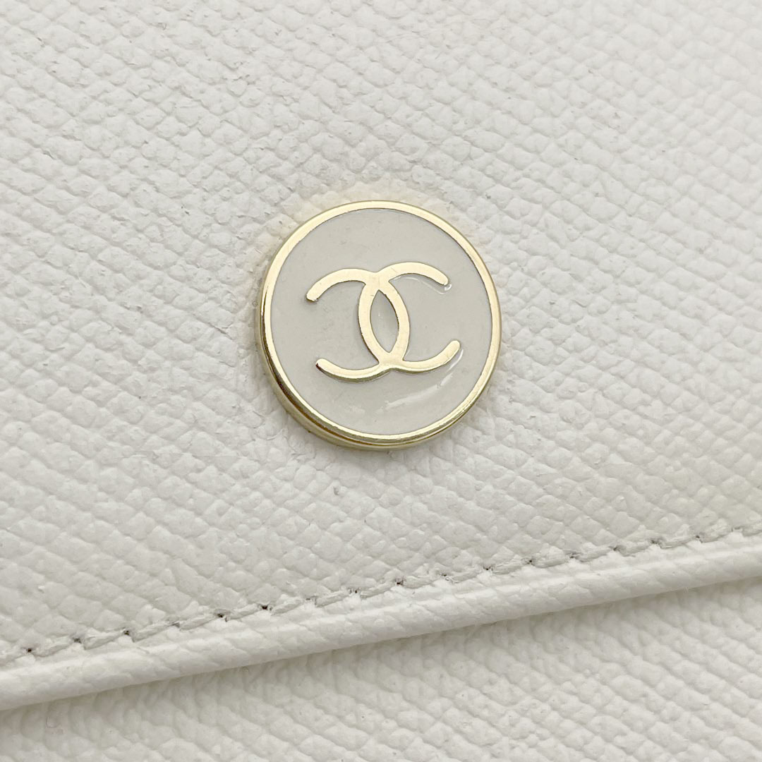 CHANEL シャネル Wホック コンパクト財布 ココマークボタン レザー オフホワイト 9番台