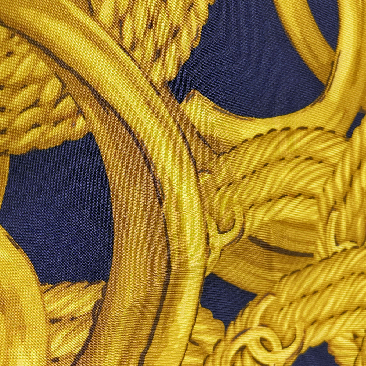 □シャネル□ 大判スカーフ シルク チェーン パール柄 ゴールド