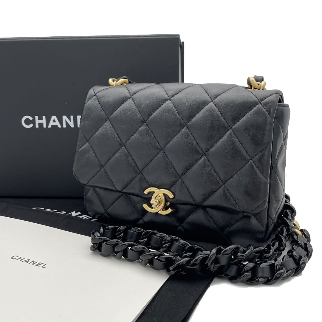 CHANEL シャネル マトラッセ チェーンショルダーバッグ スモール