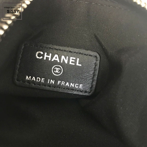 ■シャネル■ 化粧ポーチ エナメル マトラッセ ブラック シルバー金具 【CHANEL】