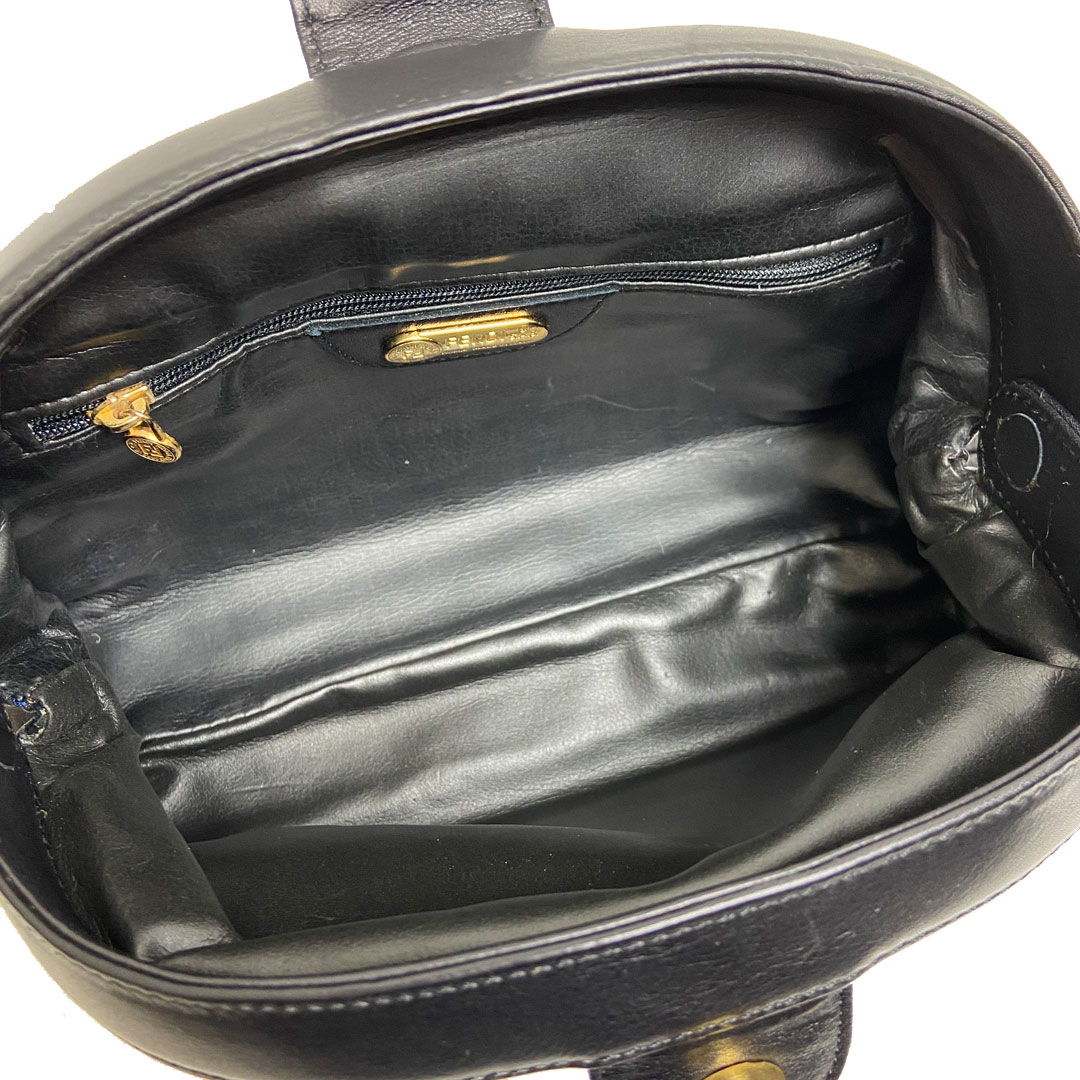 FENDI フェンディ 2WAYショルダーバッグ レザー ブラック ゴールド金具