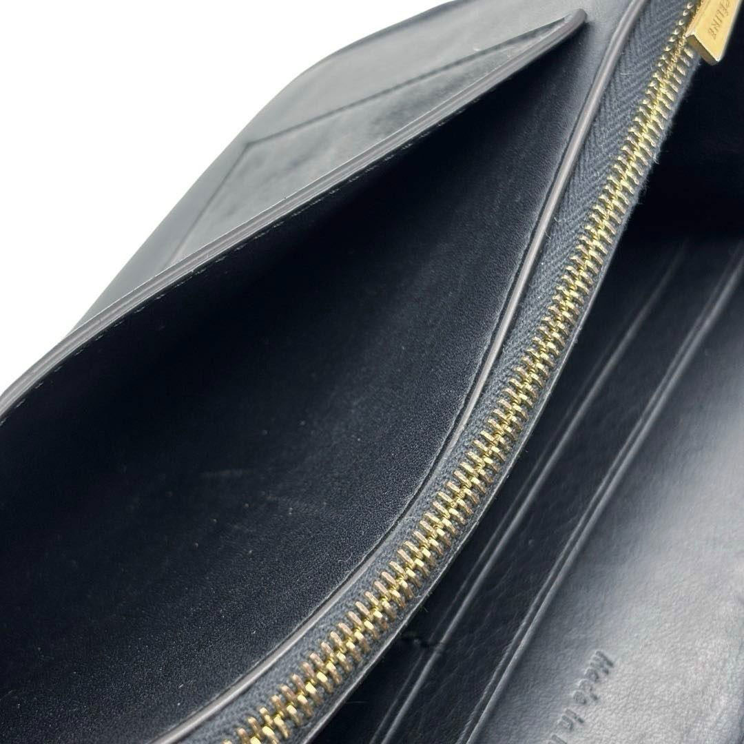 CELINE セリーヌ ポケット ラージ フラップ オン チェーンウォレット 財布 レザー ブラック/ゴールド金具