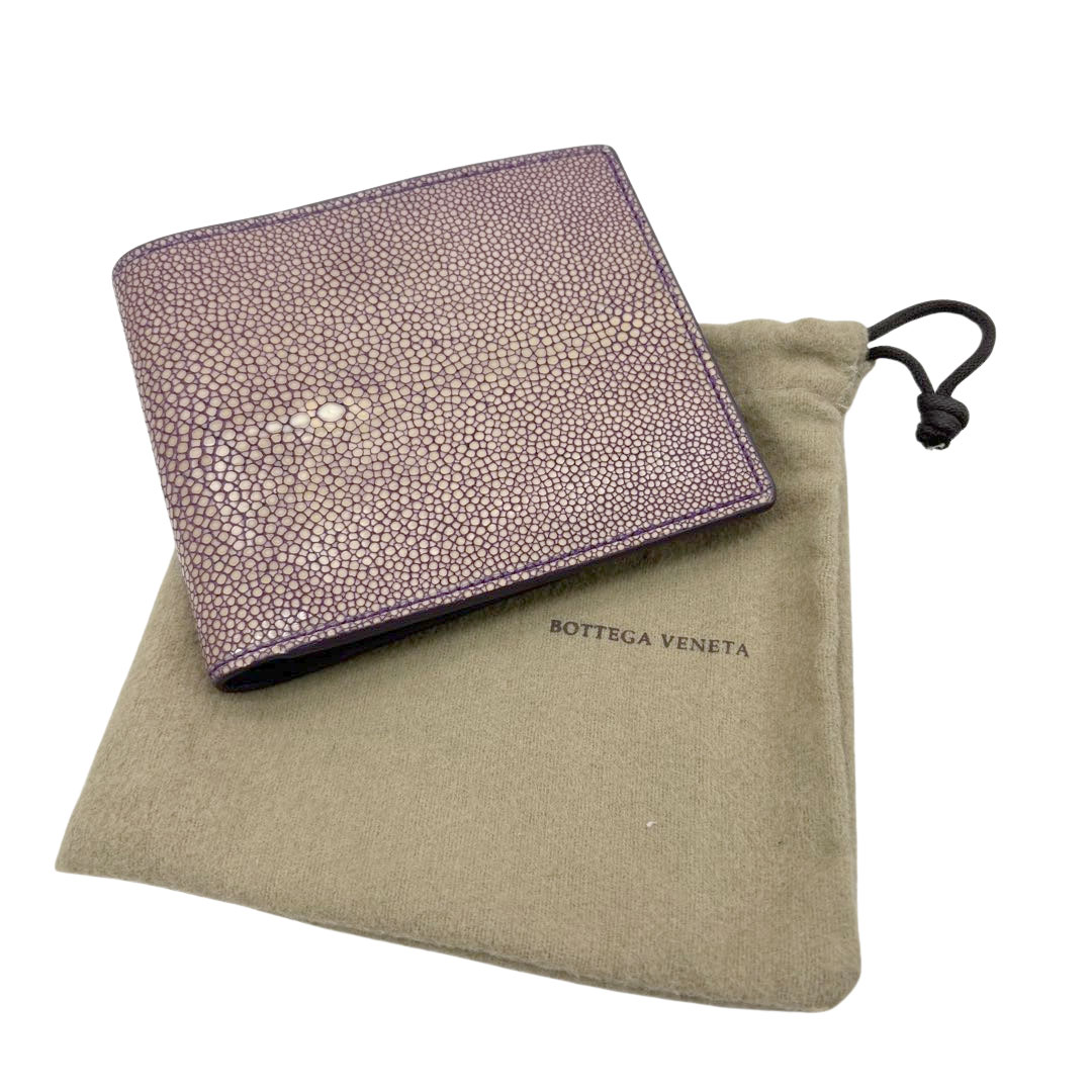 希少 美品 BOTTEGA VENETA パープル 二つ折り財布 クロコダイル 希少 美品 BOTTEGA VENETA パープル 二つ折り財布 クロコダイル 希少