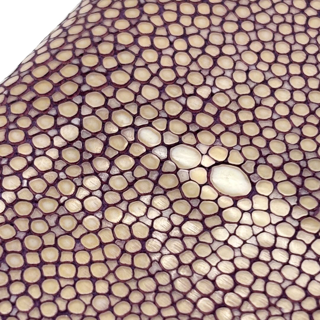 BOTTEGA VENETA ボッテガヴェネタ 二つ折り札入れ 財布 ガルーシャ エイ スティングレイ パープル系