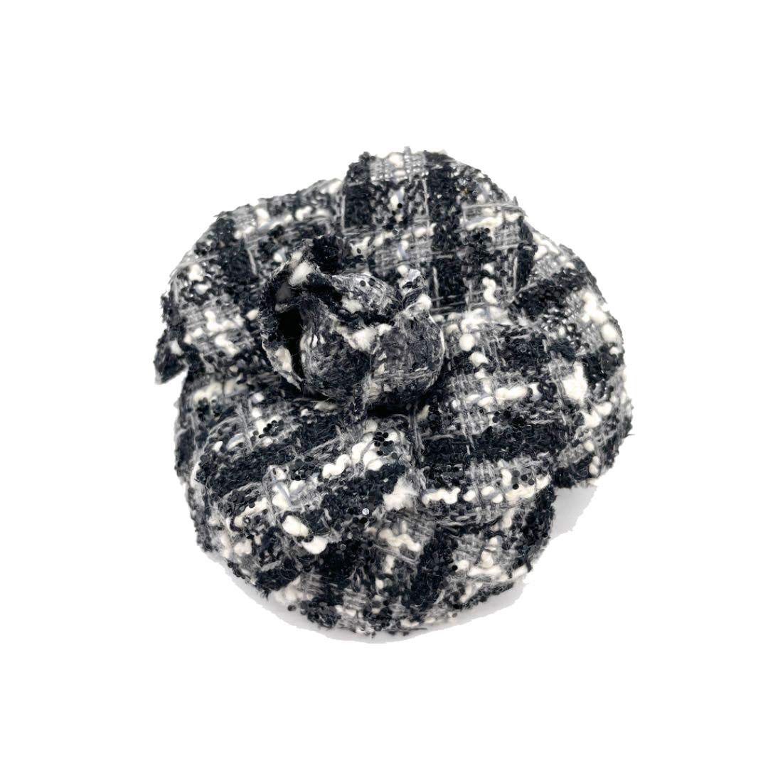 CHANEL シャネル コサージュ カメリア フラワー ツイード ブラック グレー ホワイト