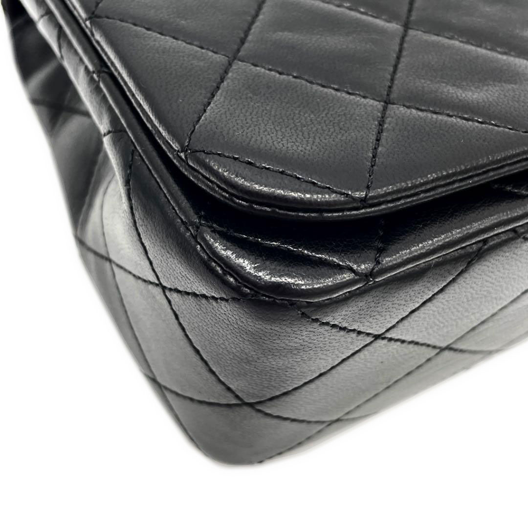 CHANEL シャネル マトラッセ チェーンショルダーバッグ ターンロック 23cm ラムスキン ブラック ゴールド金具 1番台