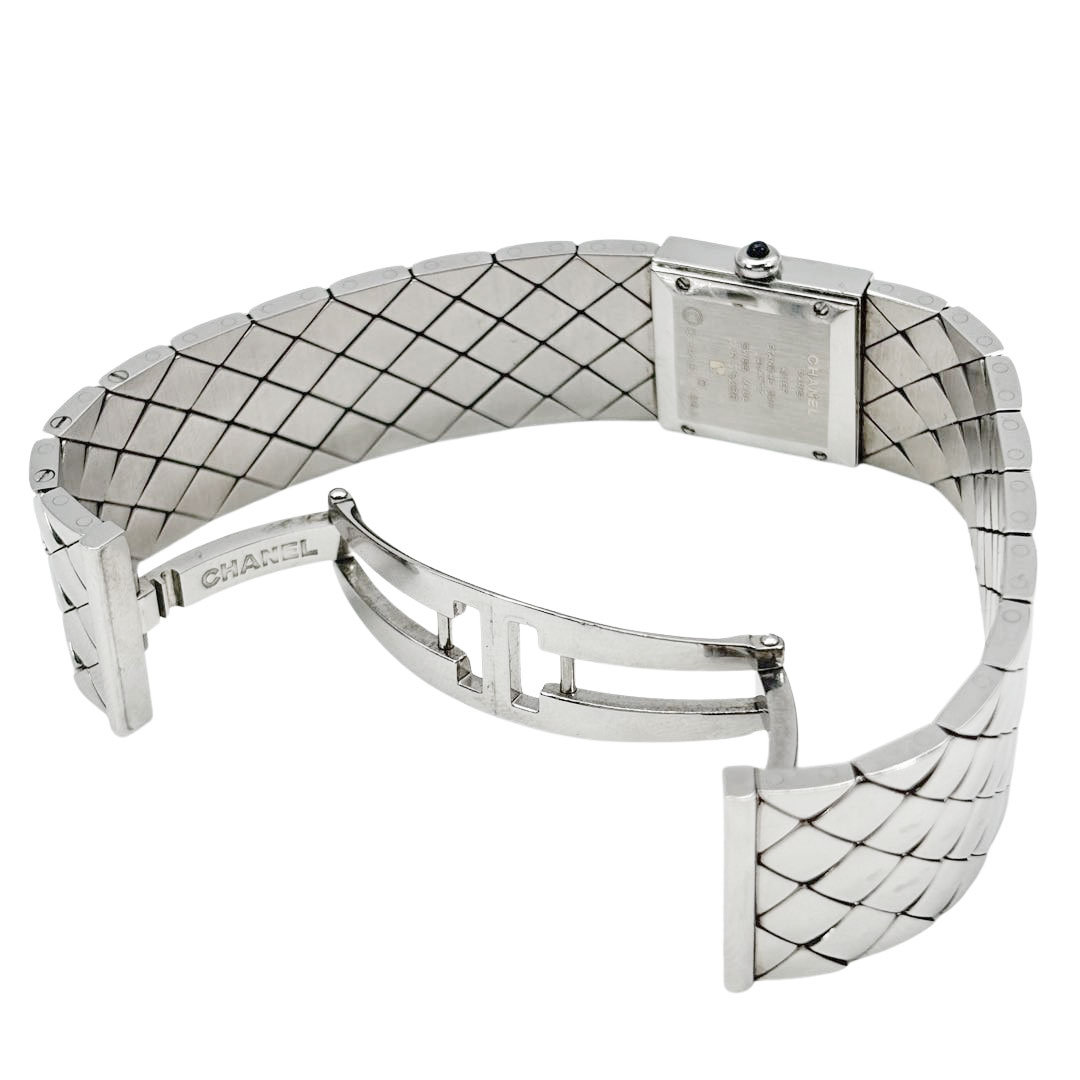 CHANEL シャネル レディース腕時計 マトラッセ QZ シルバー 黒文字盤 H0009