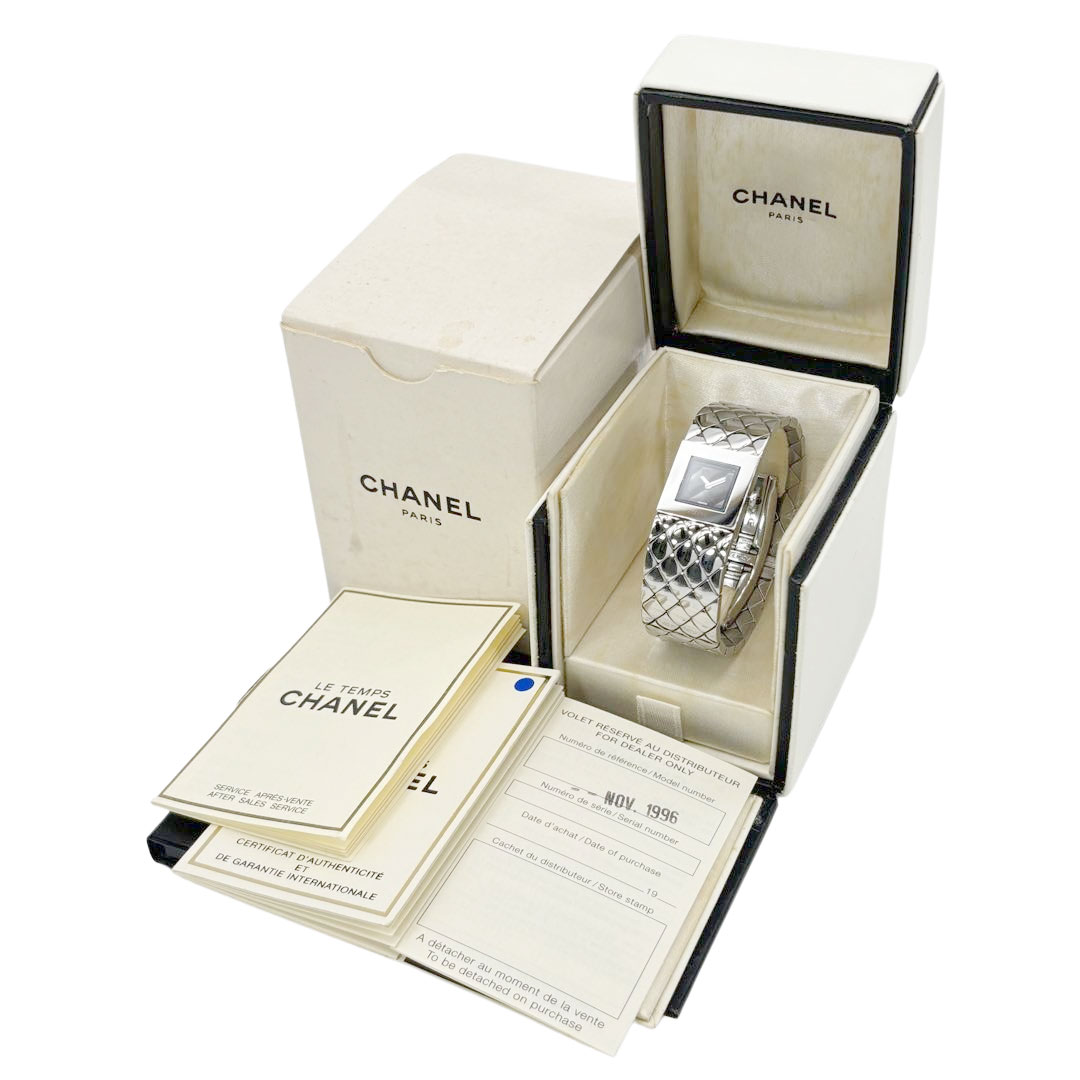 CHANEL シャネル レディース腕時計 マトラッセ QZ シルバー 黒文字盤 H0009