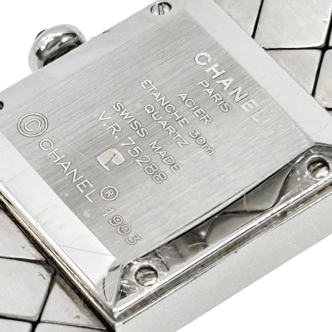 CHANEL シャネル レディース腕時計 マトラッセ QZ シルバー 黒文字盤 H0009