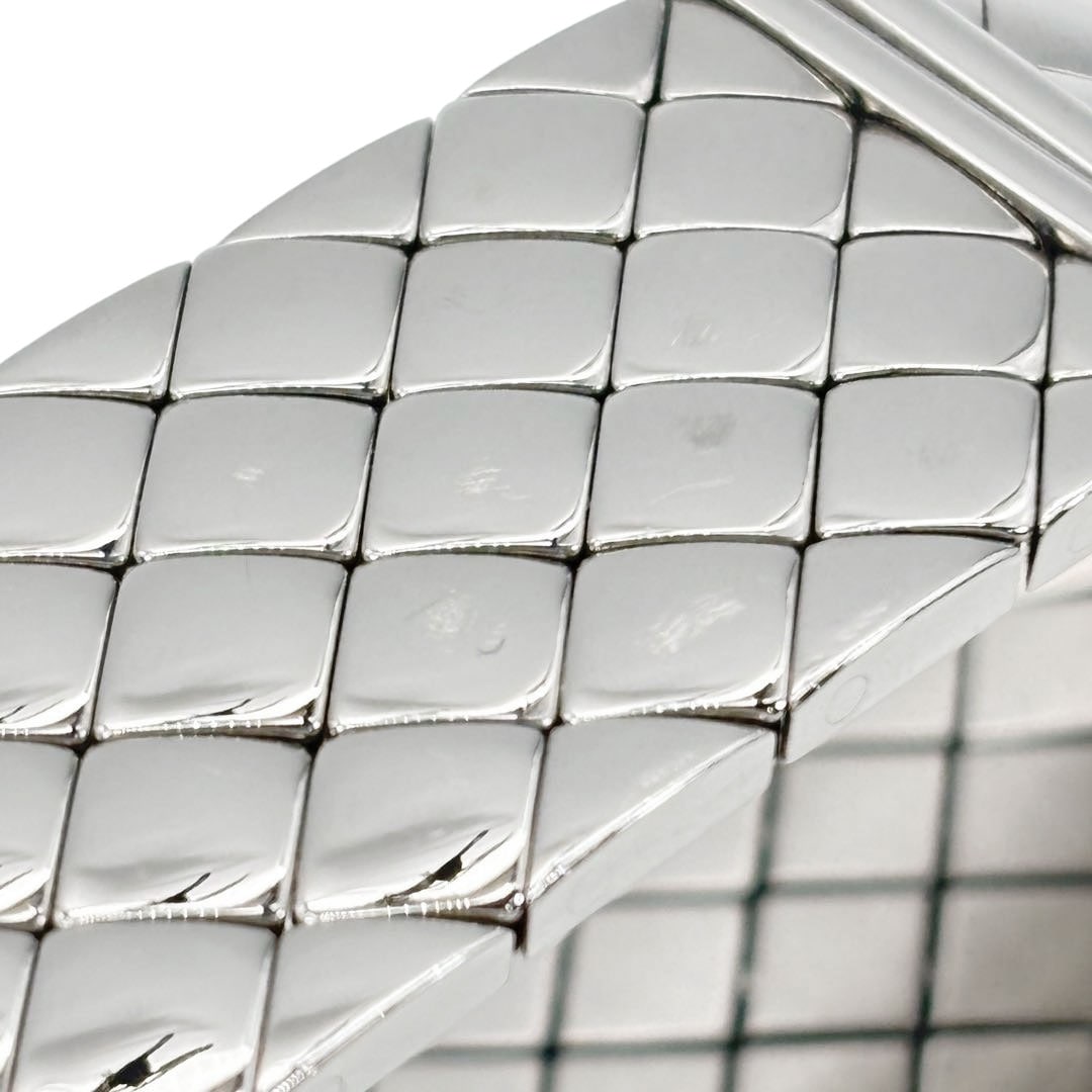 CHANEL シャネル レディース腕時計 マトラッセ QZ シルバー 黒文字盤 H0009