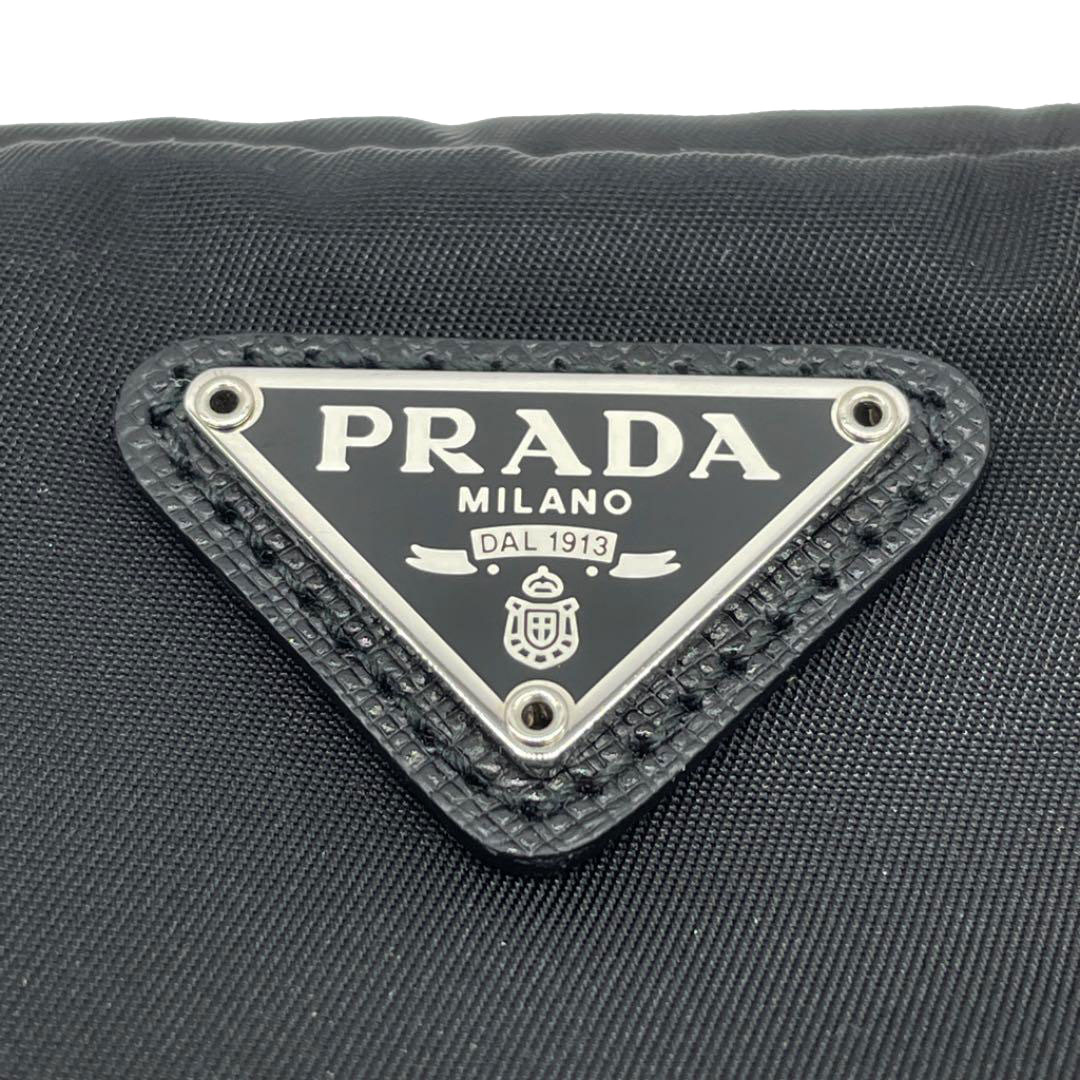 PRADA プラダ ポーチ ストラップ付き ナイロン ブラック 1NE693