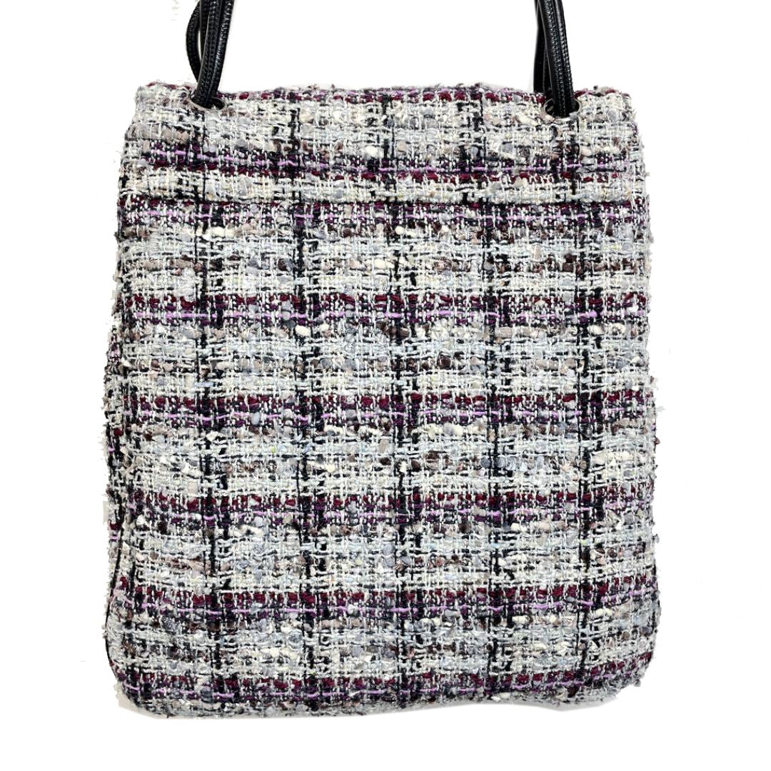 Chanel バック　カメリア　グレー CHANEL シャネル ミックスツイード カメリア ショルダーバッグ