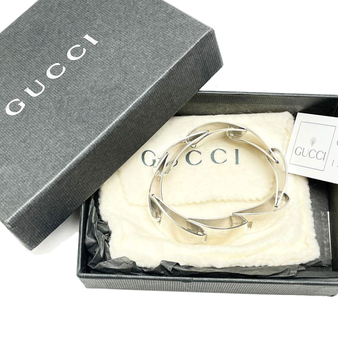 GUCCI グッチ プレート バングル ブレスレット シルバー SV925 GUCCI グッチ シルバー プレート ブレスレット バングル - メルカリ