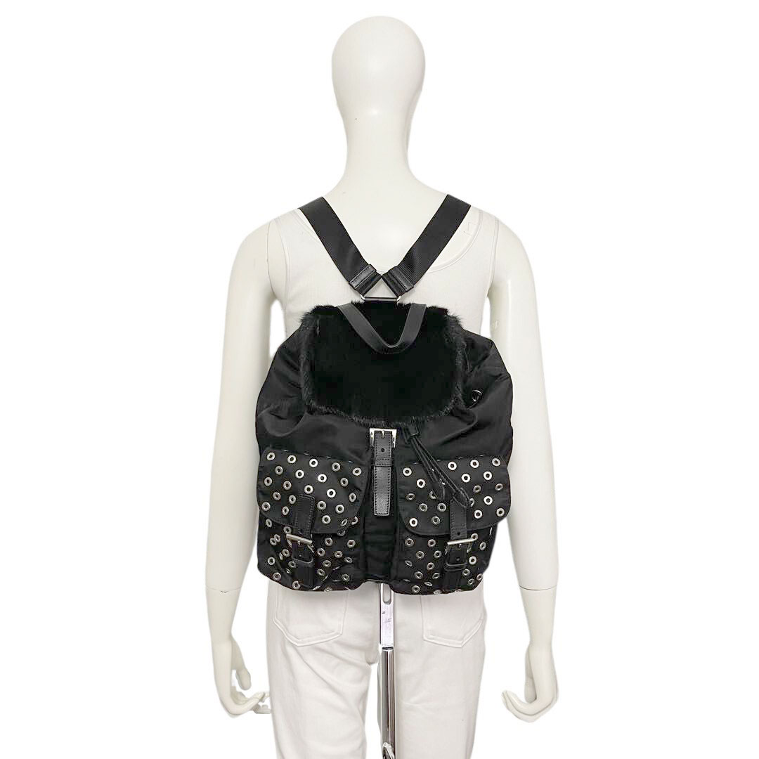 PRADA プラダ リュックサック デイパック ナイロン ファー レザー パンチング 三角ロゴプレート ブラック 1BZ811