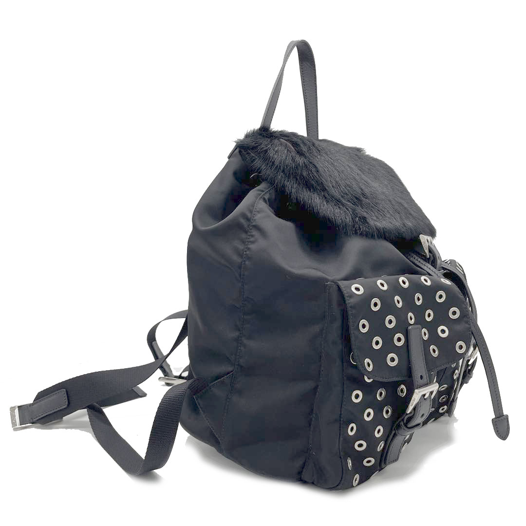 PRADA プラダ リュックサック デイパック ナイロン ファー レザー パンチング 三角ロゴプレート ブラック 1BZ811