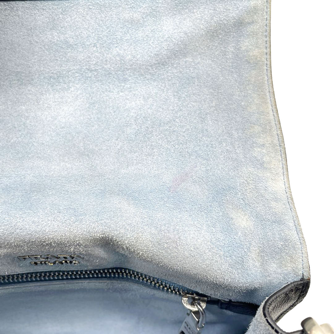 【PRADA】ショルダーバッグ　エティケット　スタッズ　レザー　ブルーグレー PRADA プラダ エティケット スタッズ 斜め掛け ショルダーバッグ