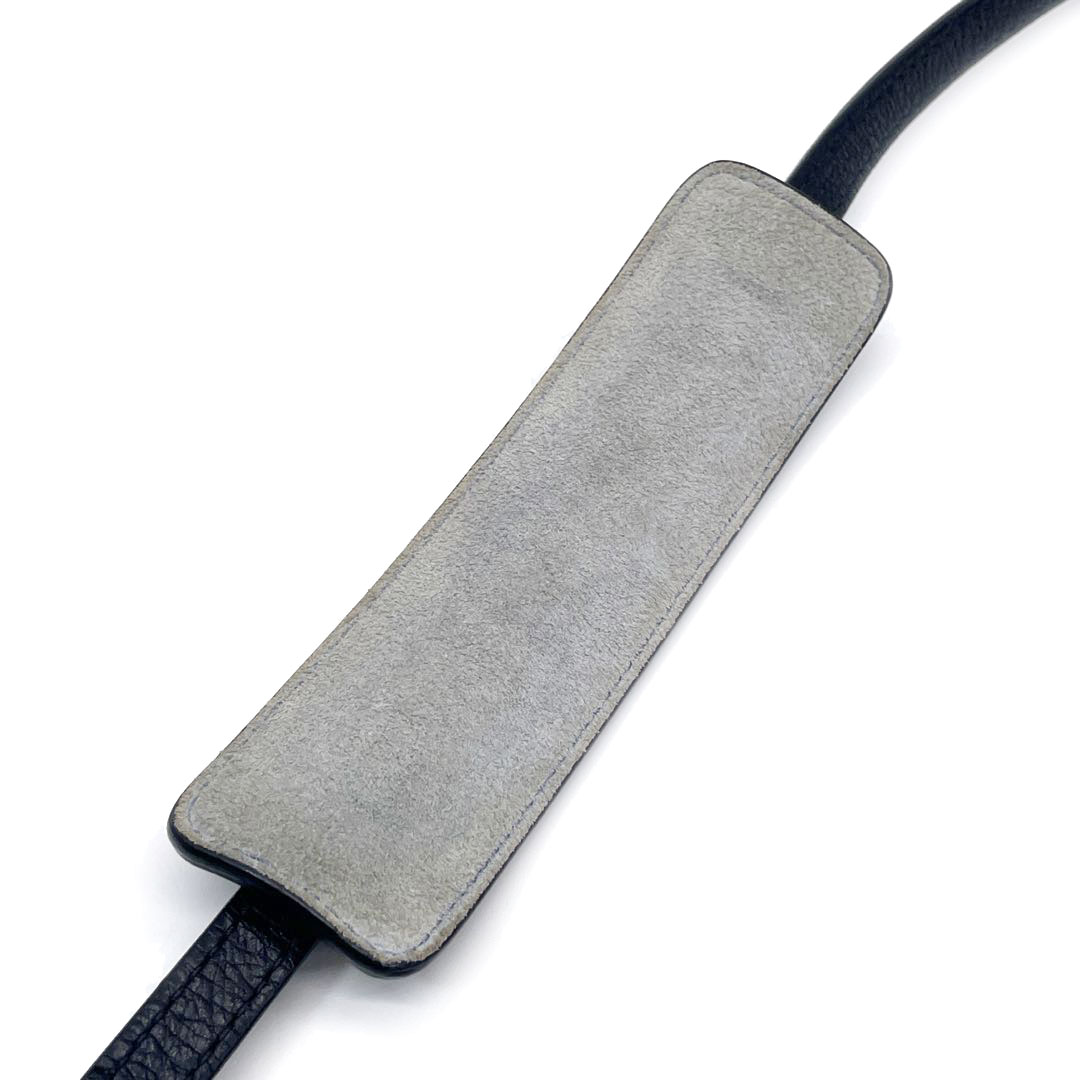 【斜め掛け】プラダ エティケット ショルダーバッグ レザー/スタッズ 2Q8 斜め掛け】プラダ エティケット ショルダーバッグ レザー/スタッズ 2Q8