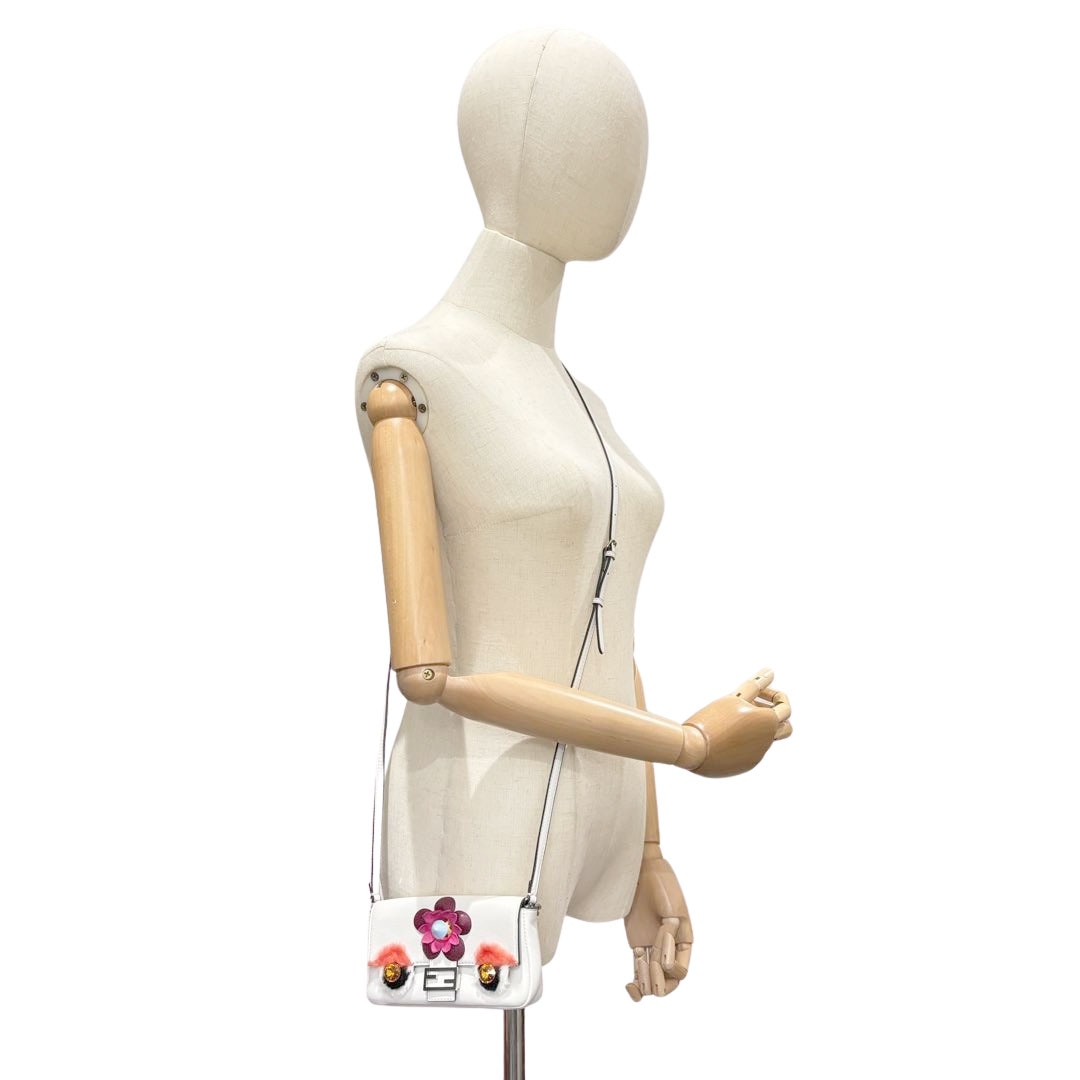 FENDI フェンディ マイクロ バゲット モンスター ハンドバッグ ショルダーバッグ レザー ホワイト 8M0354