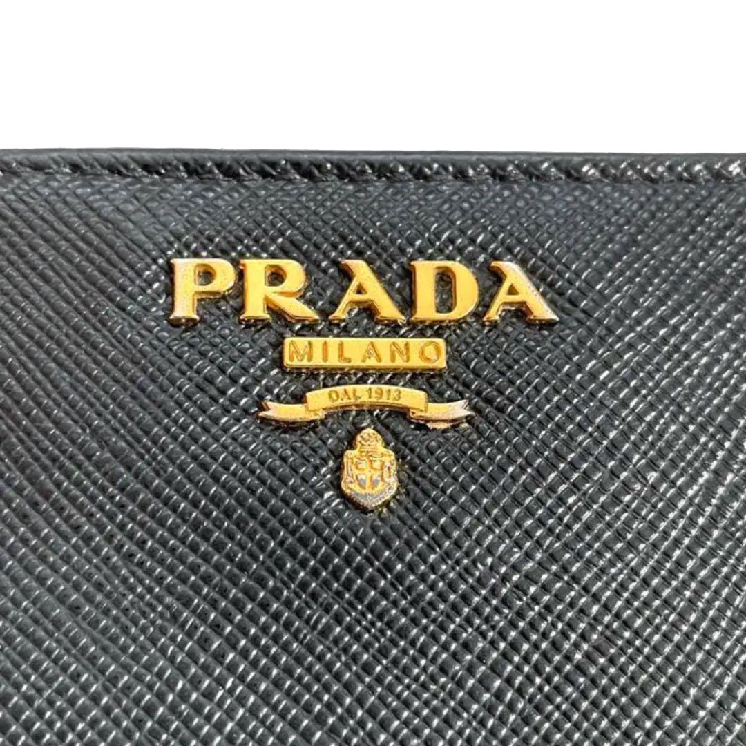 PRADA プラダ 二つ折り財布 サフィアーノ レザー ブラック
