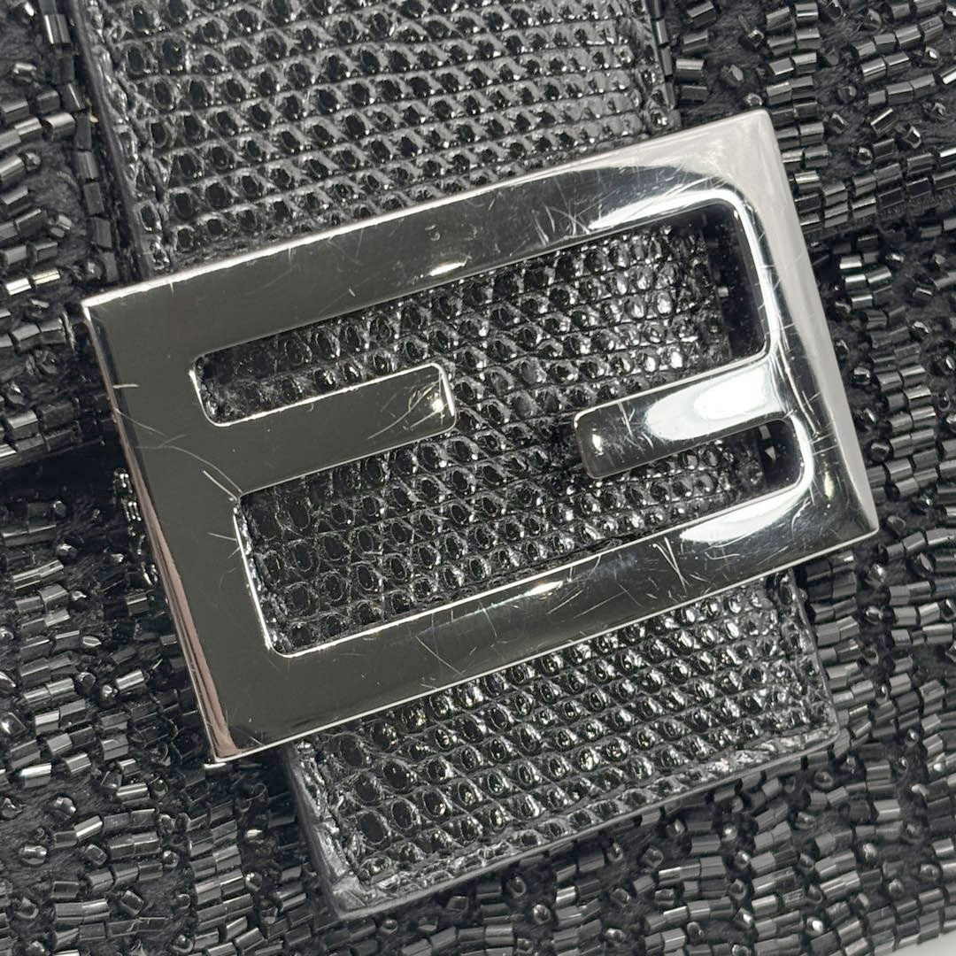 FENDI フェンディ マイクロマンマバケット ショルダーバッグ ビーズ/リザード ブラック/クロム金具