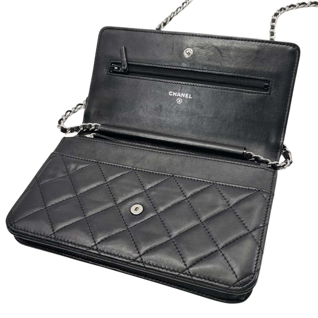 極上品 シャネル ラムスキン タイムレスクラシック マトラッセ 財布 A80 希少☆限定色】CHANEL マトラッセ タイムレス 三つ折り財布 (CHANEL