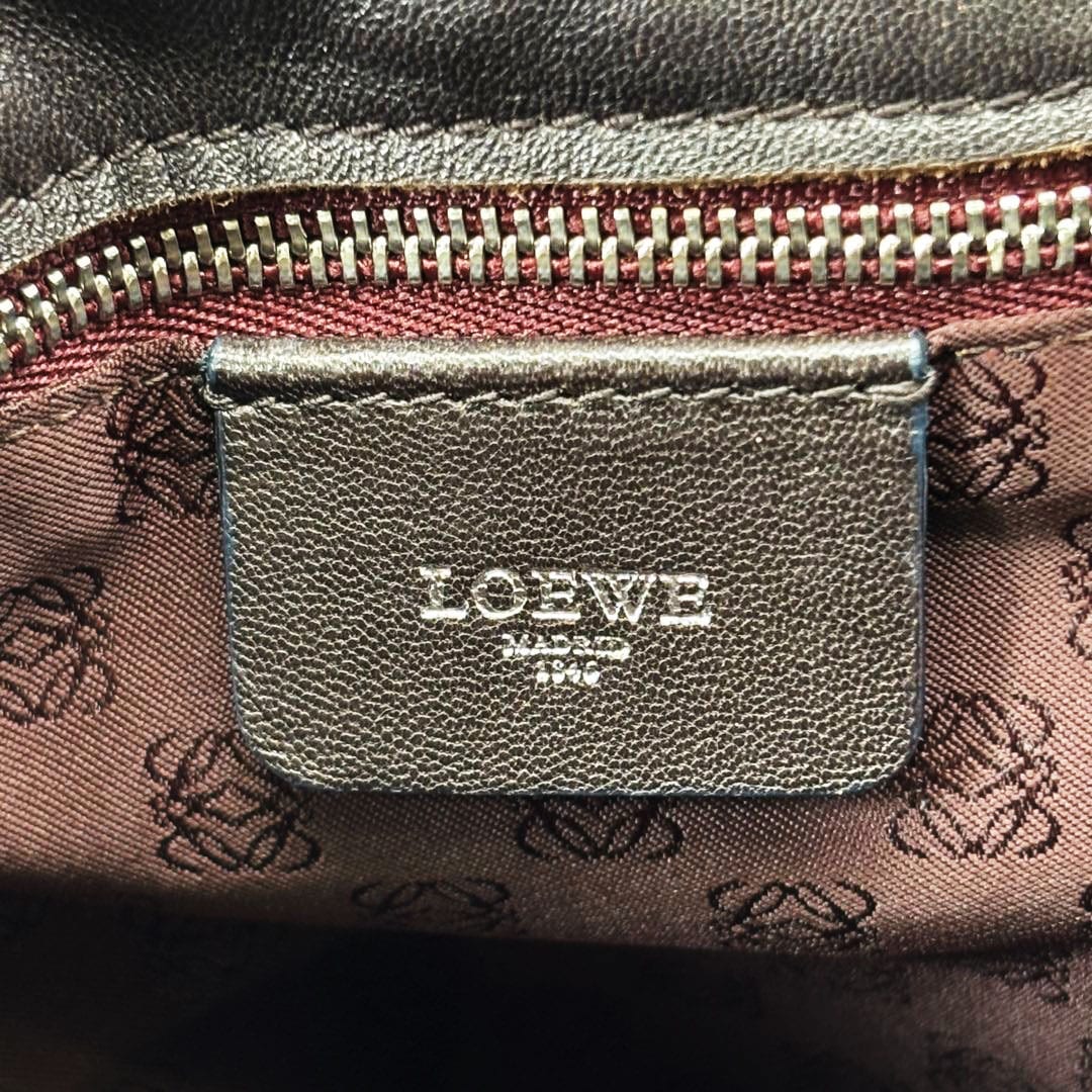 LOEWE ロエベ ショルダーバッグ フラメンコ30 巾着 フリンジ ナッパ LOEWE ロエベ ショルダーバッグ フラメンコ30 巾着 フリンジ ナッパ