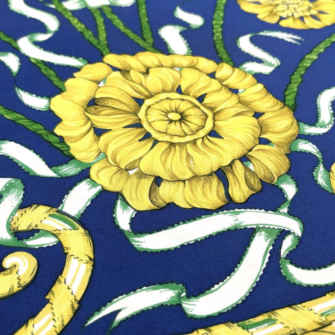 HERMES エルメス ヴィンテージスカーフ カレ90 『JOUVENCE(青春)』 シルク ネイビー/グリーン/イエロー系