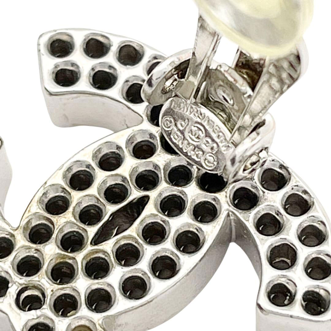 CHANEL シャネル イヤリング ココマーク パンチング シルバー 03P