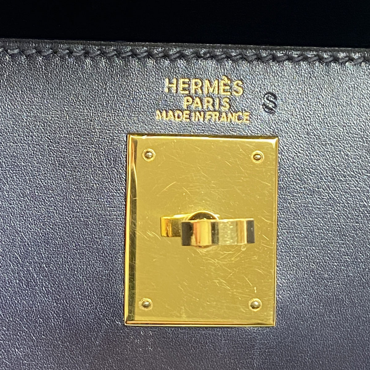 HERMES エルメス ケリー32 2WAY ハンドバッグ ボックスカーフ 内縫い ネイビー □B刻印（1998年頃製造） ソルド品