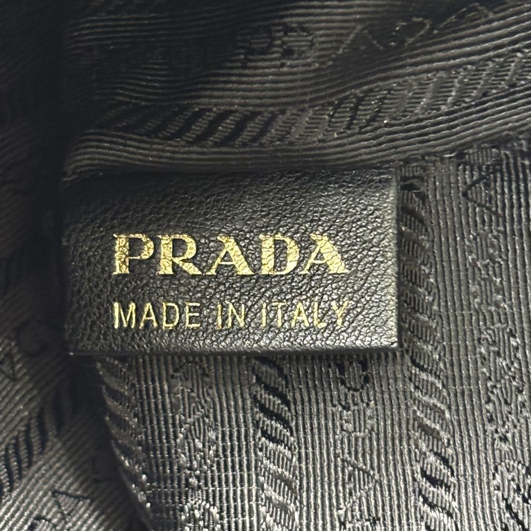 美品【PRADA】トートバッグ　ロゴ金具　ロゴジャガード　巾着　ナイロン　レッド プラダロゴジャガード トート アウトレット品 ベージュ/ブラウン