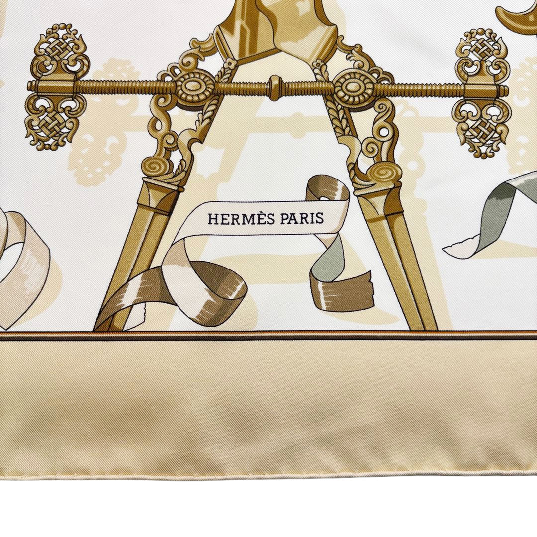 HERMES エルメス スカーフ カレ90 『Copeaux(おがくず柄)』 シルク ベージュ系