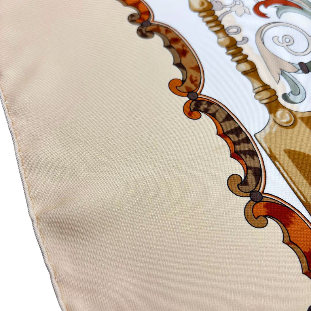 HERMES エルメス スカーフ カレ90 『Copeaux(おがくず柄)』 シルク ベージュ系