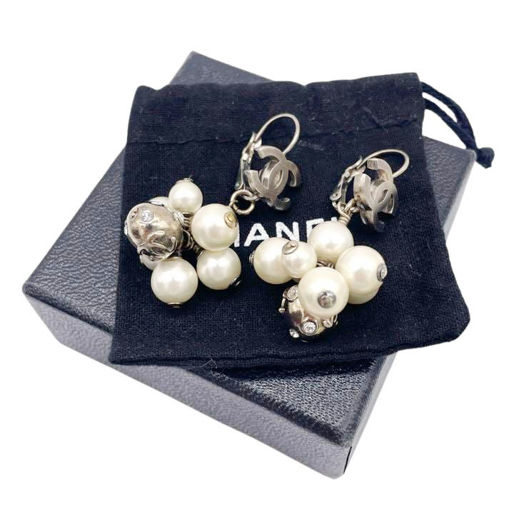 CHANEL シャネル フープピアス ココマーク フェイクパール ゴールド 04A