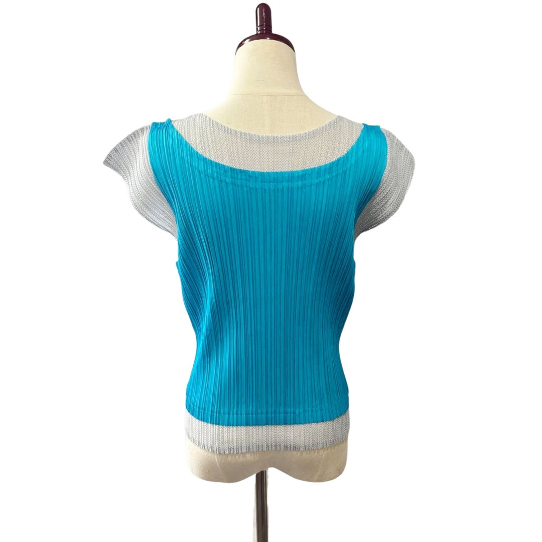 PLEATS PLEASE イッセイミヤケ ノースリーブトップス タンクトップ PLEATS PLEASE ISSEY MIYAKE プリーツプリーズ イッセイミヤケ