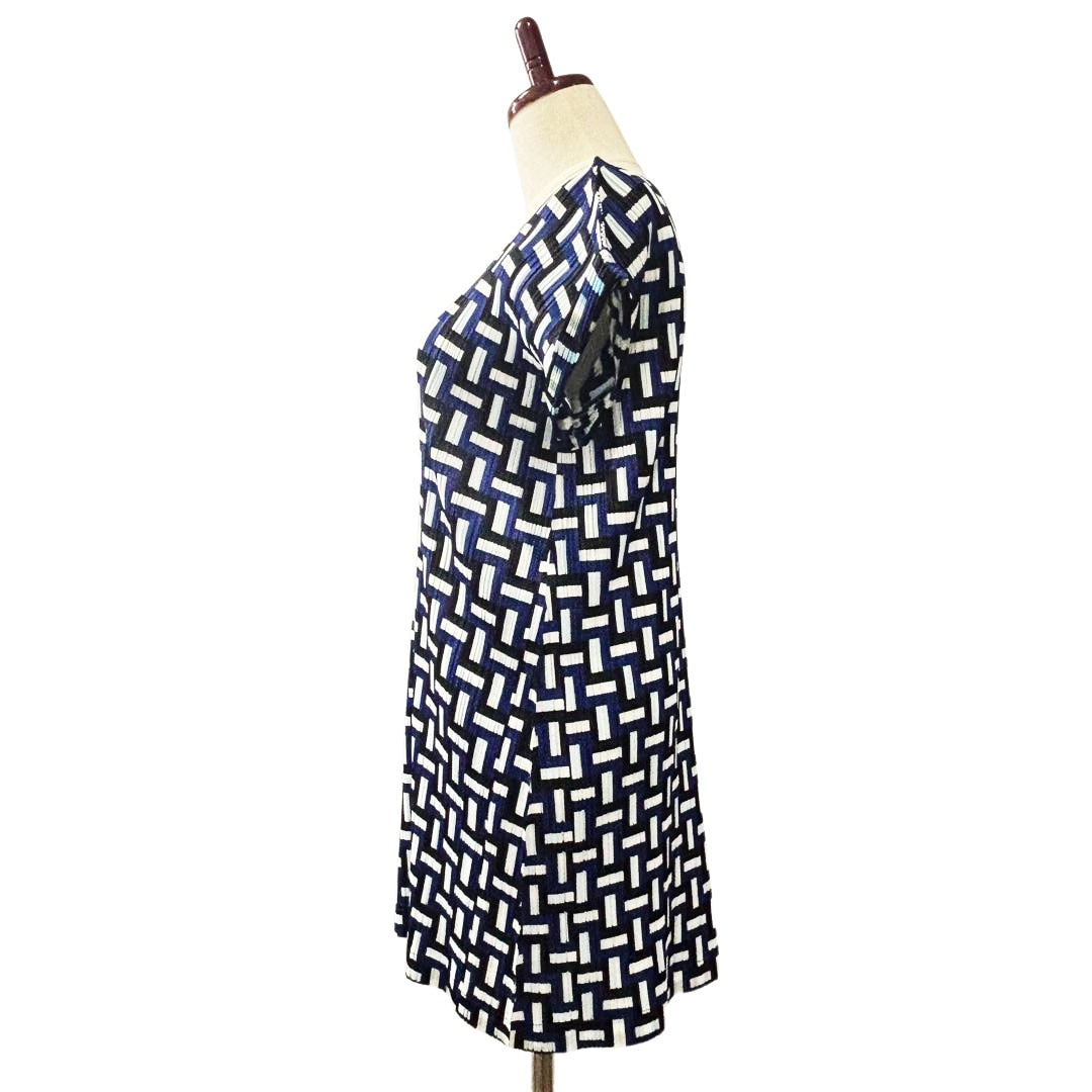 プリーツプリーズ　イッセイミヤケ　ワンピース　チュニック　白黒 総柄 PLEATS PLEASE ISSEY MIYAKE プリーツプリーズ イッセイミヤケ 半袖
