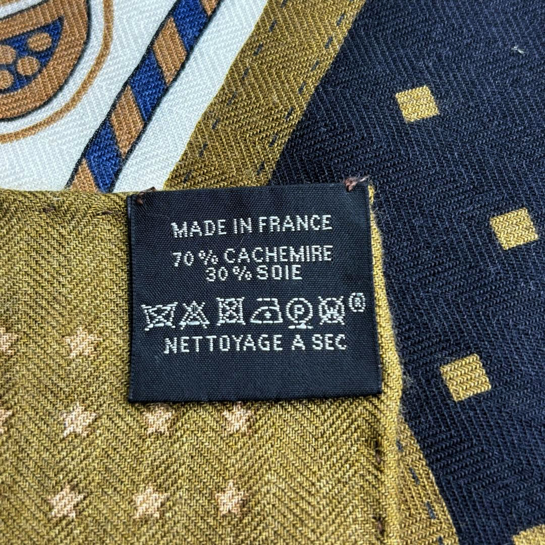 HERMES エルメス ショール カレジェアン140 カシシル 『宮廷の馬具』 バンダナ カシミヤ シルク ブロンズ ブラック 2022AW