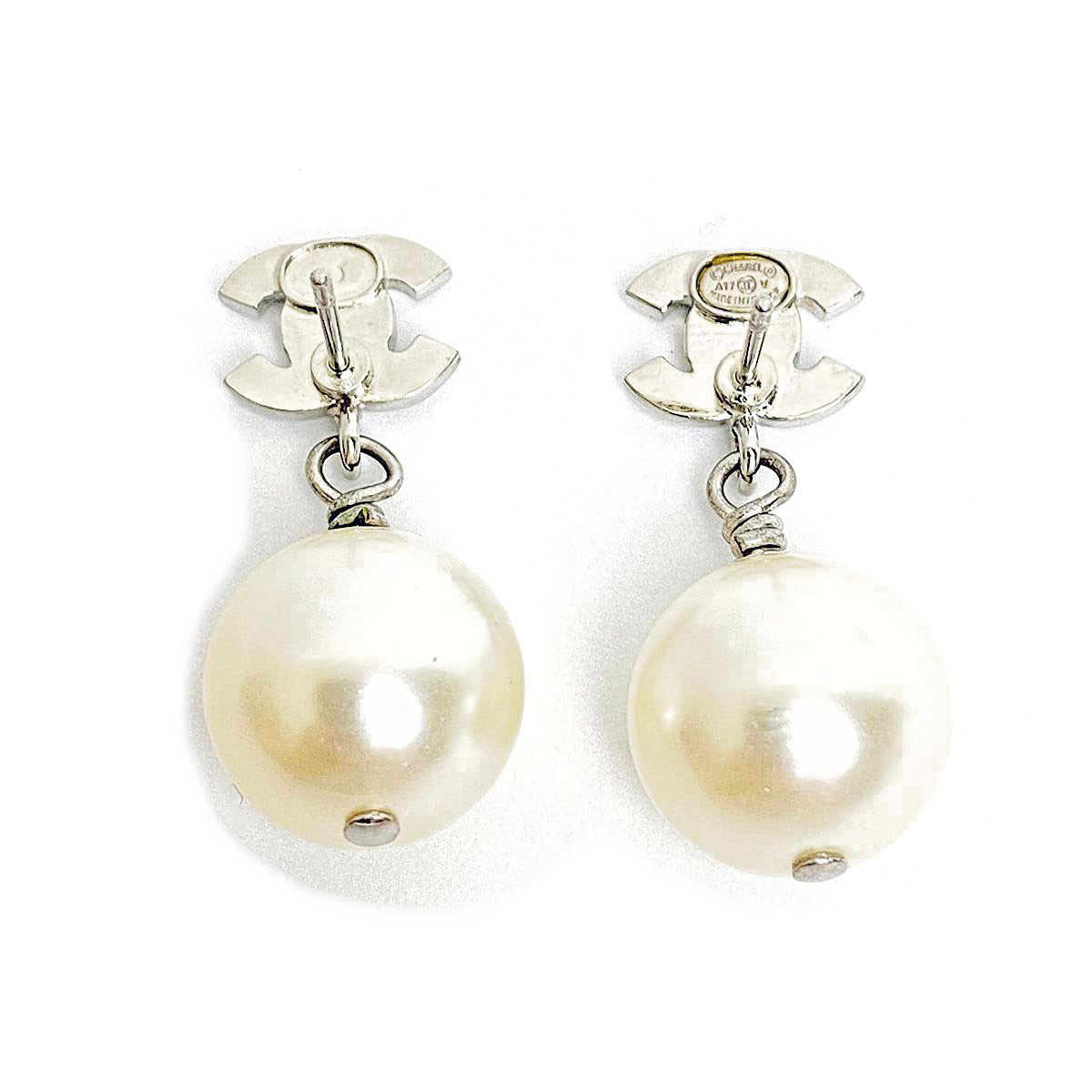 CHANEL シャネル ココマーク フェイクパール ピアス B14S 箱付 CHANEL シャネル ココマーク フェイクパール ピアス B14S 箱付