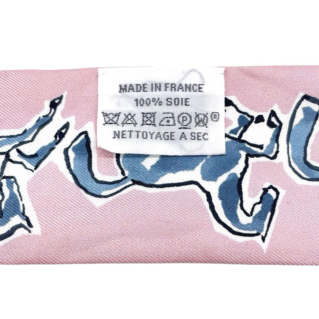 HERMES エルメス スカーフ ツイリー 『chevaux en liberte(自由