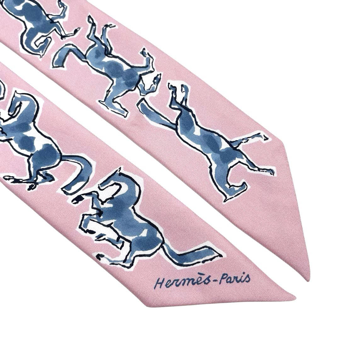 HERMES エルメス スカーフ ツイリー 『chevaux en liberte(自由の馬