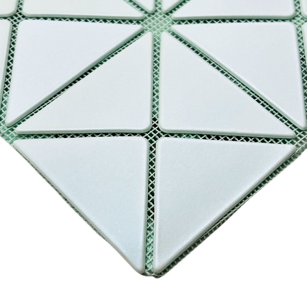 ISSEY MIYAKE BAOBAO イッセイミヤケ バオバオ ルーセント トートバッグ 6×6 ミントグリーン BB31AG623